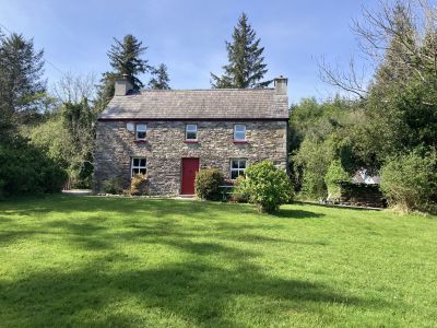 Doon Cottage Images doon cottage front authentic Irish cottage Kerry Way Tahilla